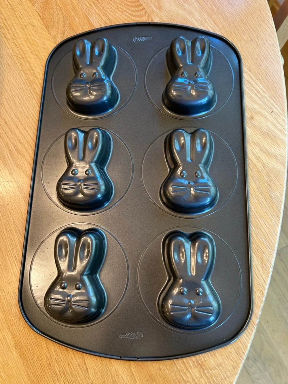 Wilton Bunny Mini Cake Pan